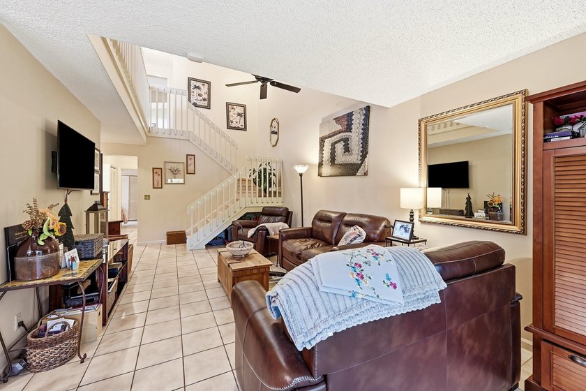 Welcome to Discovery Pointe in Deerfield Beach! This spacious - photo 7