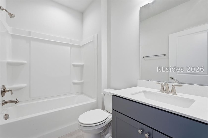 Welcome home to this beautiful 2BD/2BA/Den Palmary model - photo 23