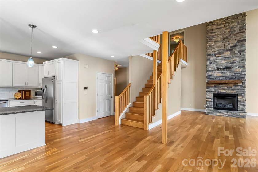 Welcome to your golf community access property situated on the - photo 13