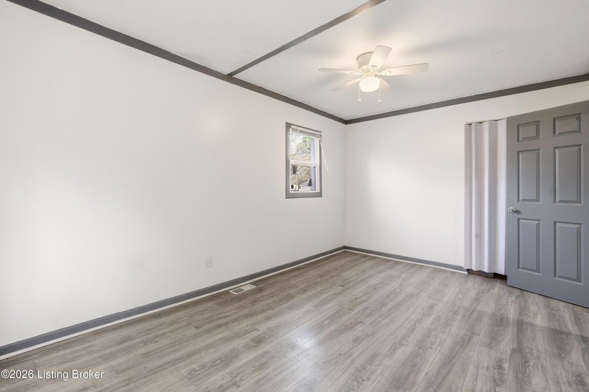 Welcome to 4002 Greenwood Ave, a beautifully updated home - photo 13