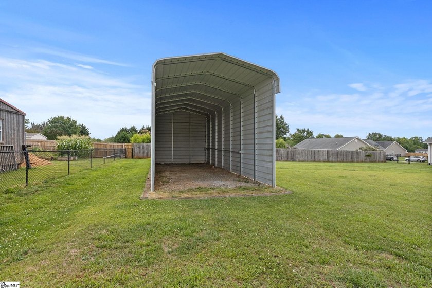 ENCAPSULATED CRAWLSPACE, NEW ROOF, HALF ACRE+ FLAT YARD, NEW - photo 19