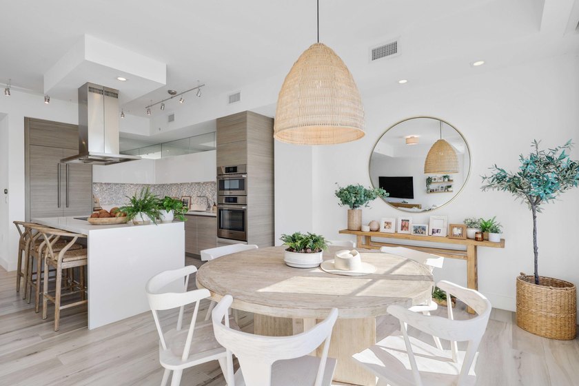 Originally designed as a 3 bedroom floorplan and thoughtfully - photo 11