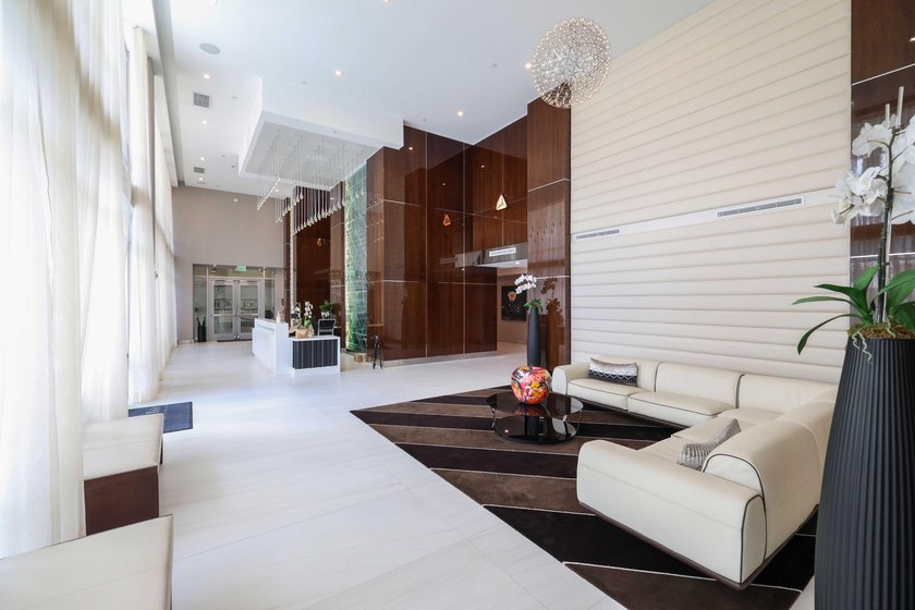 Originally designed as a 3 bedroom floorplan and thoughtfully - photo 49