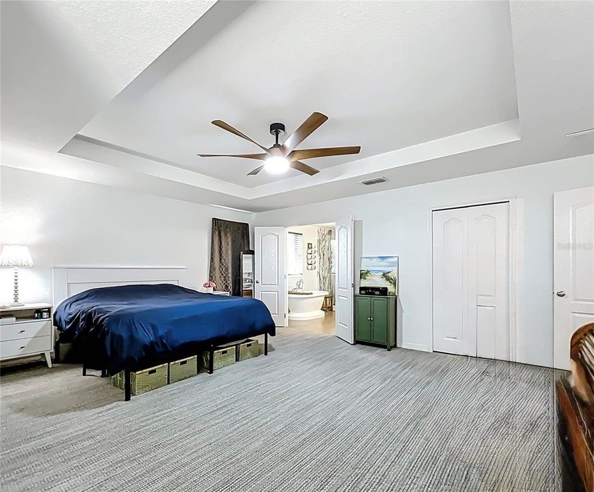 Discover over 3,200 sq.ft. of private living in the highly - photo 29