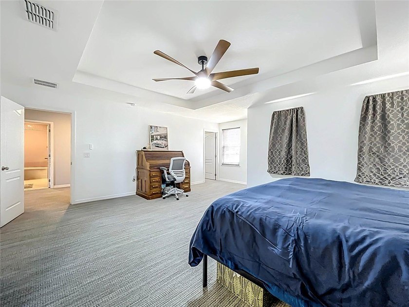 Discover over 3,200 sq.ft. of private living in the highly - photo 30