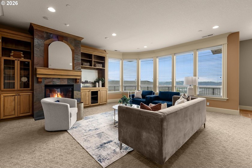 Experience exceptional living in this custom daylight ranch - photo 5