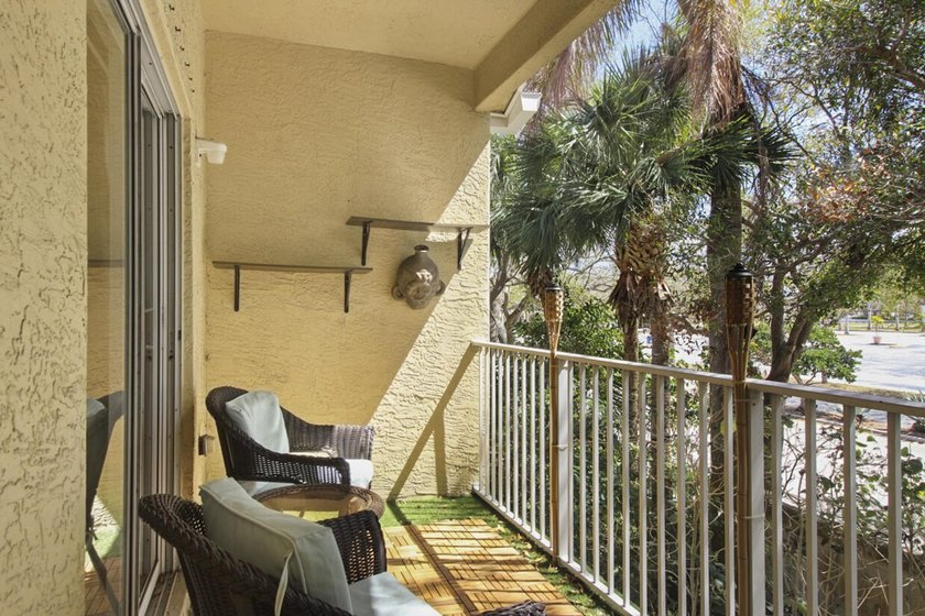lovely upgraded kitchen &amp; baths with great sqft. This community - photo 14