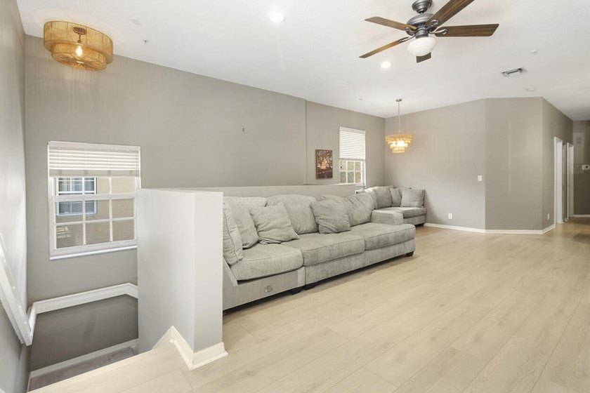 lovely upgraded kitchen &amp; baths with great sqft. This community - photo 31