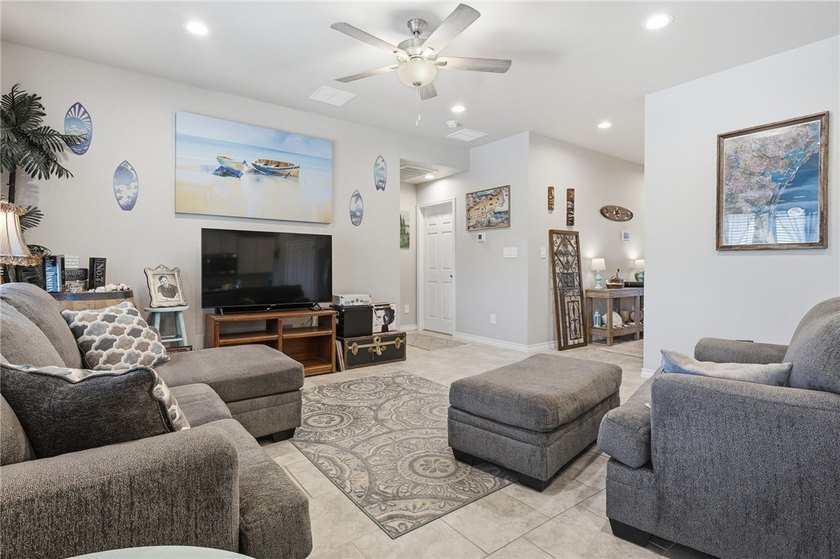 Charming 3-bed, 2-bath brick/rock home in the desirable Kokomo - photo 11