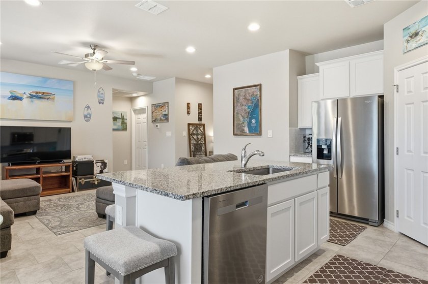 Charming 3-bed, 2-bath brick/rock home in the desirable Kokomo - photo 14