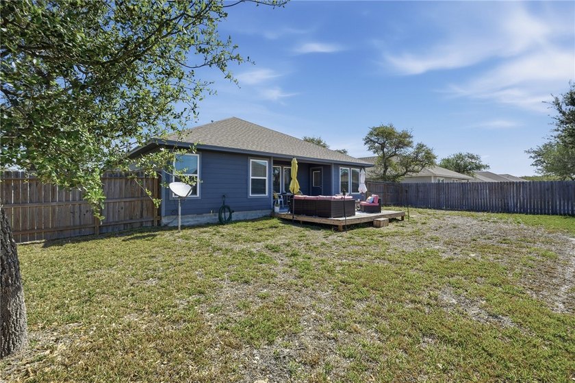 Charming 3-bed, 2-bath brick/rock home in the desirable Kokomo - photo 27