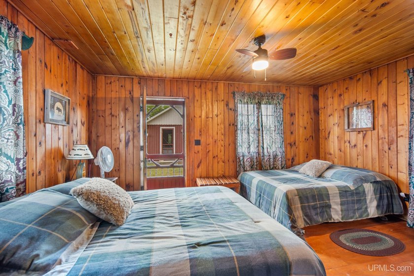 Seize an incredible investment opportunity with this - photo 33