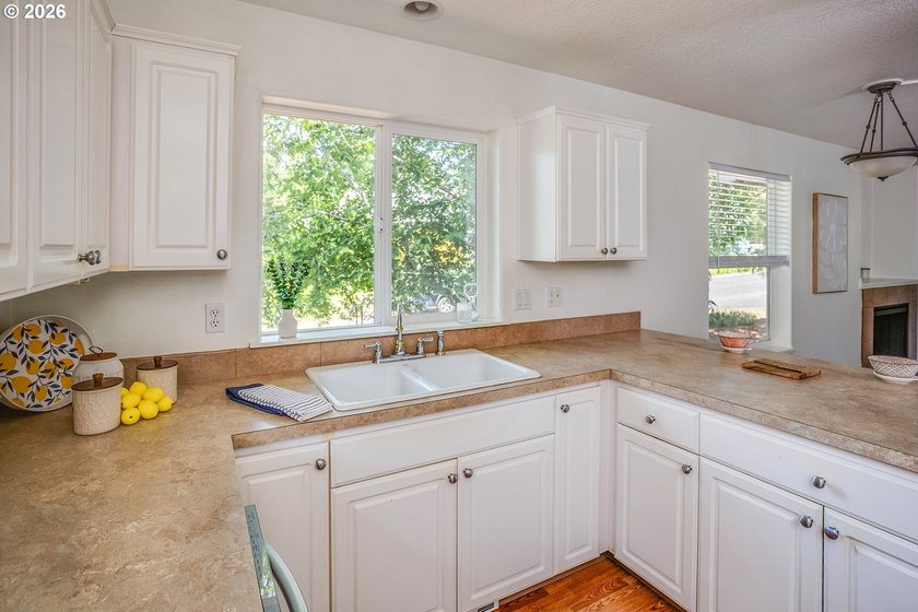 Welcome to this charming 2-bedroom, 1-bath home in the desirable - photo 9