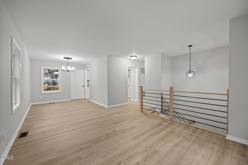 Thought you could not find a 5 bedroom home with a great - photo 4