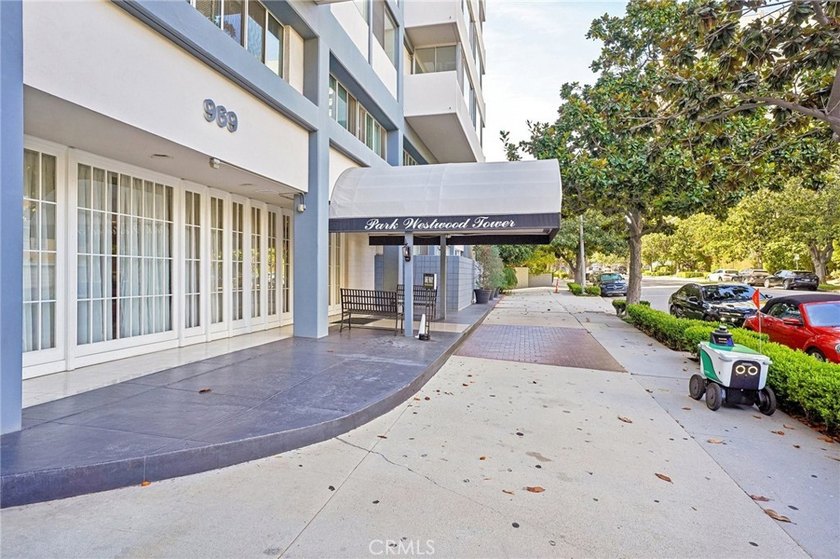 Welcome to Residence #907 at 969 Hilgard Avenue, a beautifully - photo 31