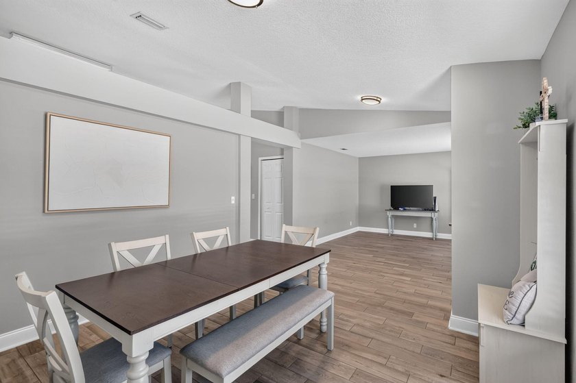 So much to enjoy in this move-in ready 3 Bedroom, 2 Bath, 2 Car - photo 5