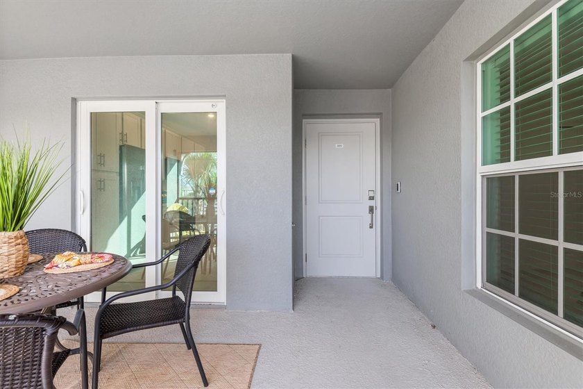 JUST REDUCED! This 2nd floor FURNISHED Veranda condo is all - photo 3