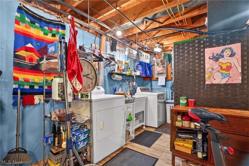 Amazing large and updated townhouse in a great location at 27651 - photo 35
