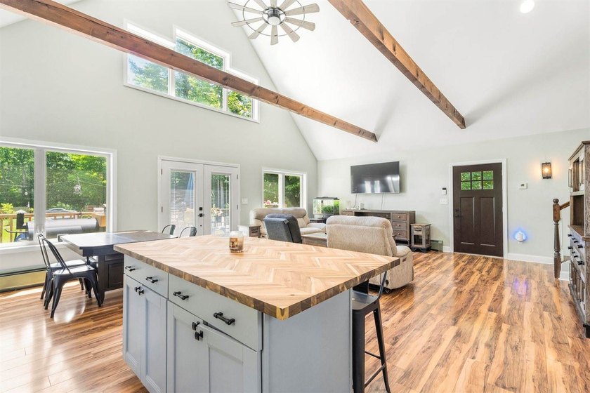 Nestled on 4 private acres just six minutes from downtown - photo 15