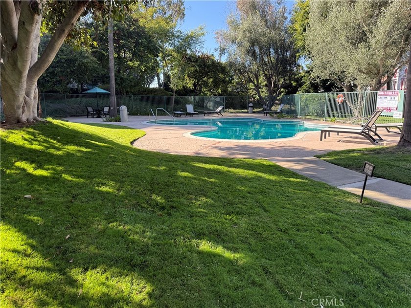Welcome to Stoney Brook Villas, one of East Long Beach's most - photo 8