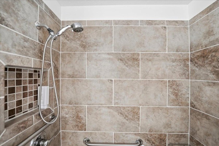 Welcome home to this beautifully updated 3-bedroom, 2-bath pool - photo 28
