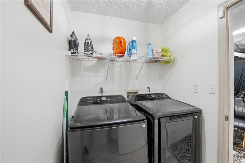 Welcome home to this beautifully updated 3-bedroom, 2-bath pool - photo 30