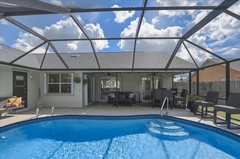 Welcome home to this beautifully updated 3-bedroom, 2-bath pool - photo 35