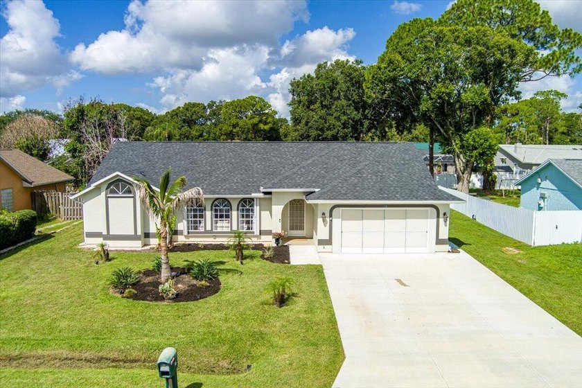 Welcome home to this beautifully updated 3-bedroom, 2-bath pool - photo 43