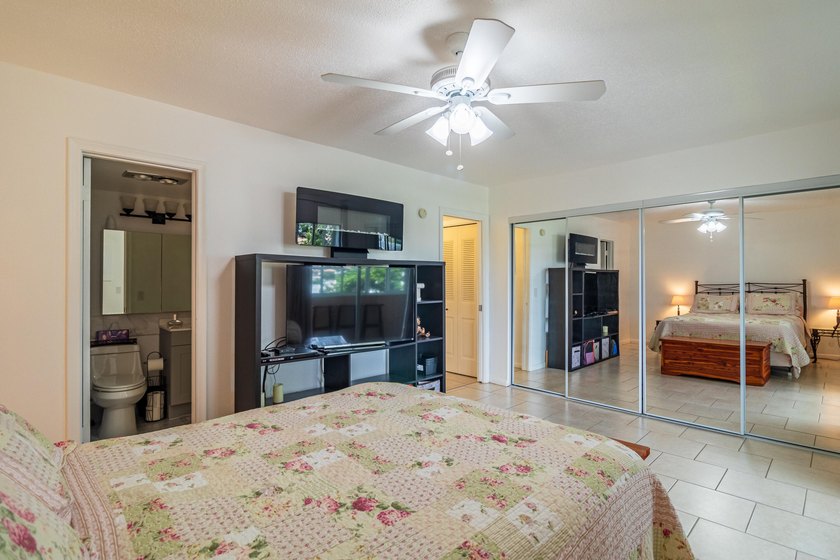 Retirement is a breeze in this charming 1-bedroom, 1.5-bathroom - photo 23