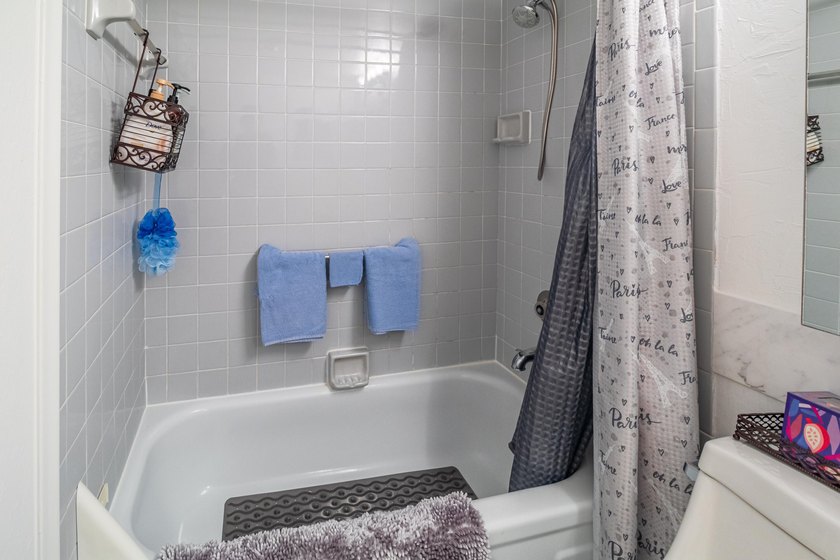 Retirement is a breeze in this charming 1-bedroom, 1.5-bathroom - photo 26