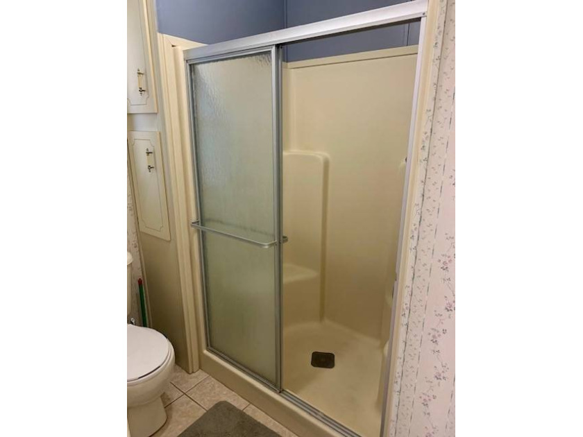 Welcome Home! Come and enjoy this nicely Updated approximately - photo 19
