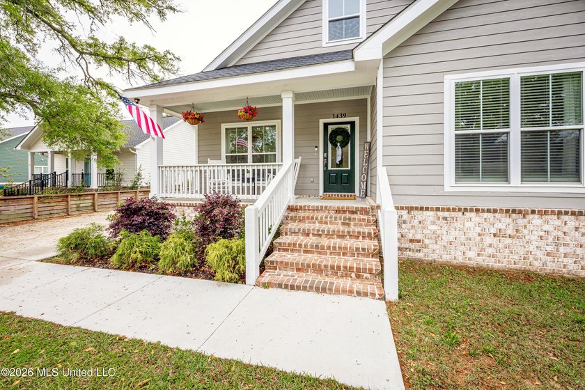 Quality new construction in Pascagoula just built in 2022! - photo 3