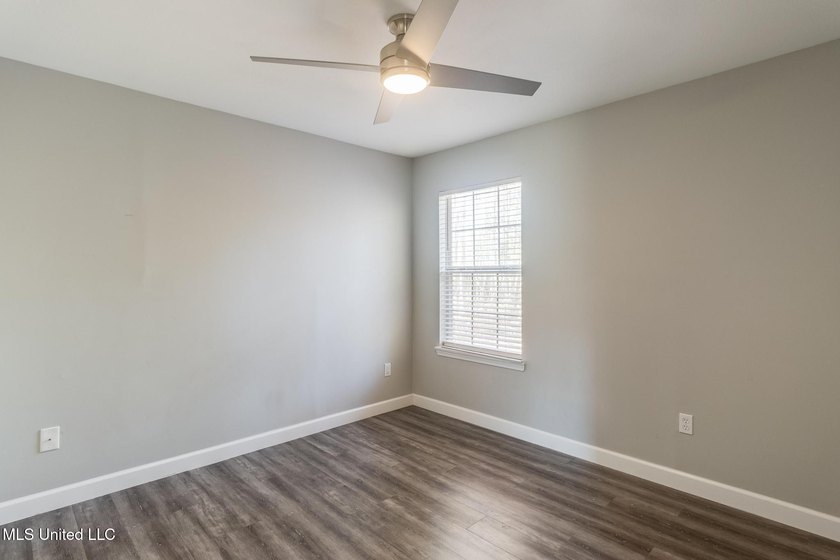Updated, tenant-occupied property ideal for investors or buyers - photo 10