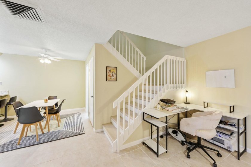 Located in the Village of Sandalwood Lakes South , this newly - photo 10