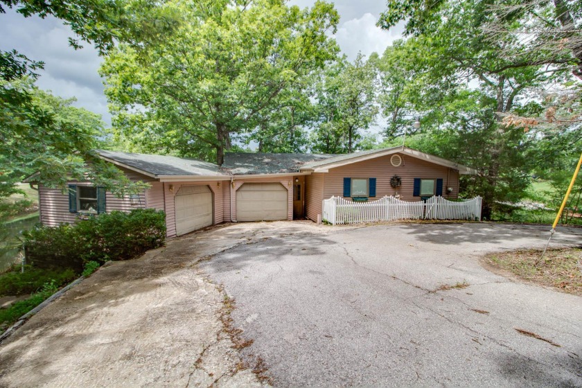 16909 Forest Lane, Carlinville, IL 62626, 1913927