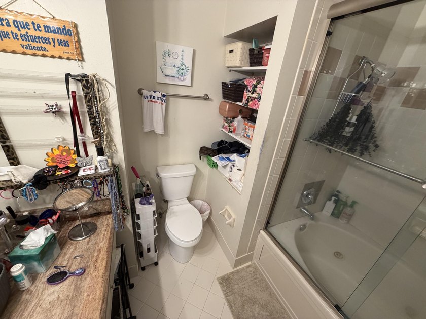 Welcome to this charming all ages, pet friendly, 3-bedroom - photo 6