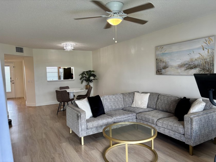 Come experience breathtaking lakefront living from this - photo 14