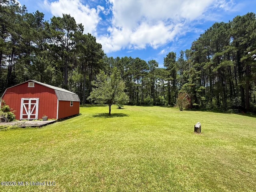 If you've been searching for peaceful country living in the - photo 18