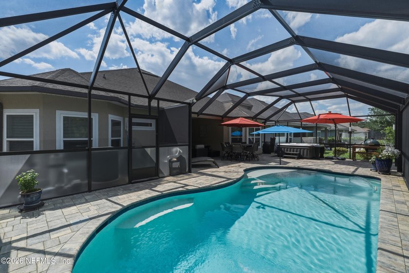 Experience the ultimate golf lifestyle in this stunning - photo 2