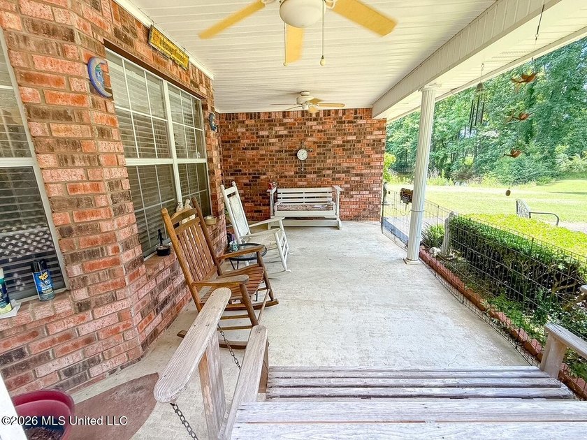 If you've been searching for peaceful country living in the - photo 27
