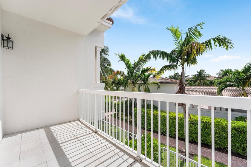 Experience effortless East Boca living in this meticulously - photo 31