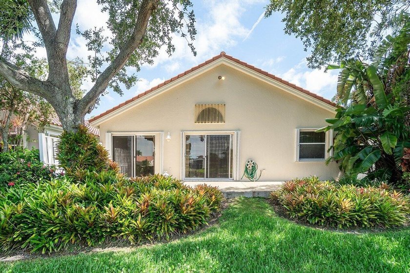 Welcome to this charming 3-bedroom, 2-bathroom single-family - photo 39