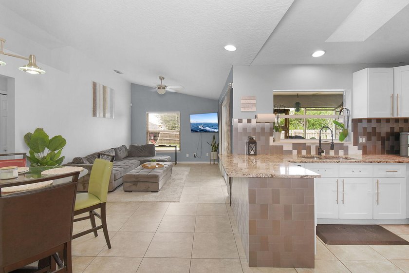 Welcome to this beautifully maintained pool home offering 1,639 - photo 6