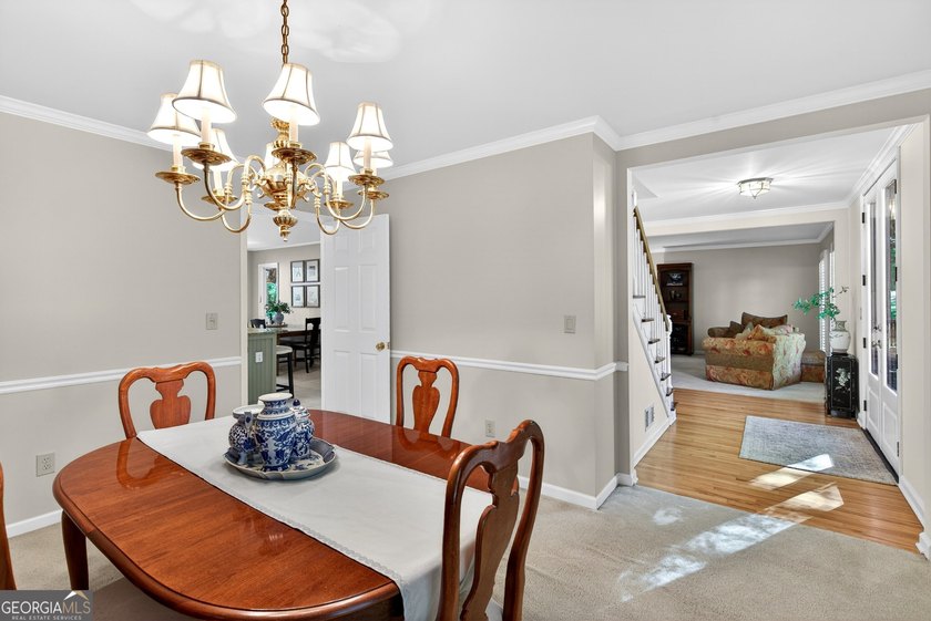 Welcome to this expansive home in Colonnade offering over 5,000 - photo 13