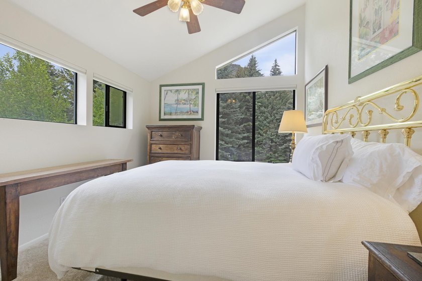 Very private small subdivision- homes aren't available for sale - photo 24