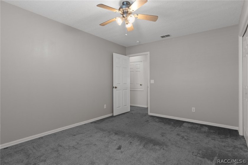 Nestled on a quiet cul-de-sac, this original-owner, custom-built - photo 29