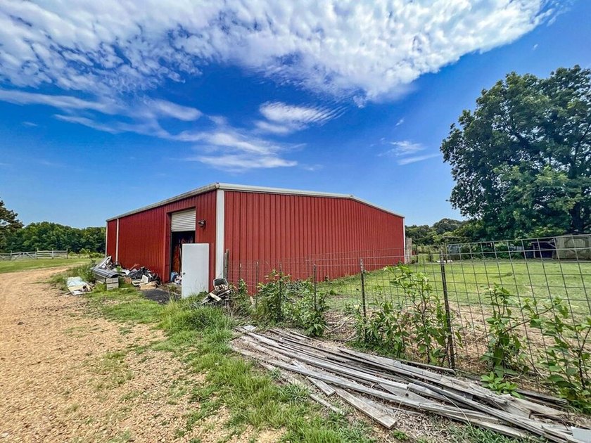 This property is on the south side of Batesville inside city - photo 32