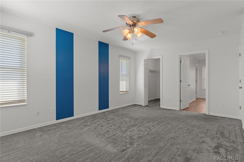Nestled on a quiet cul-de-sac, this original-owner, custom-built - photo 32