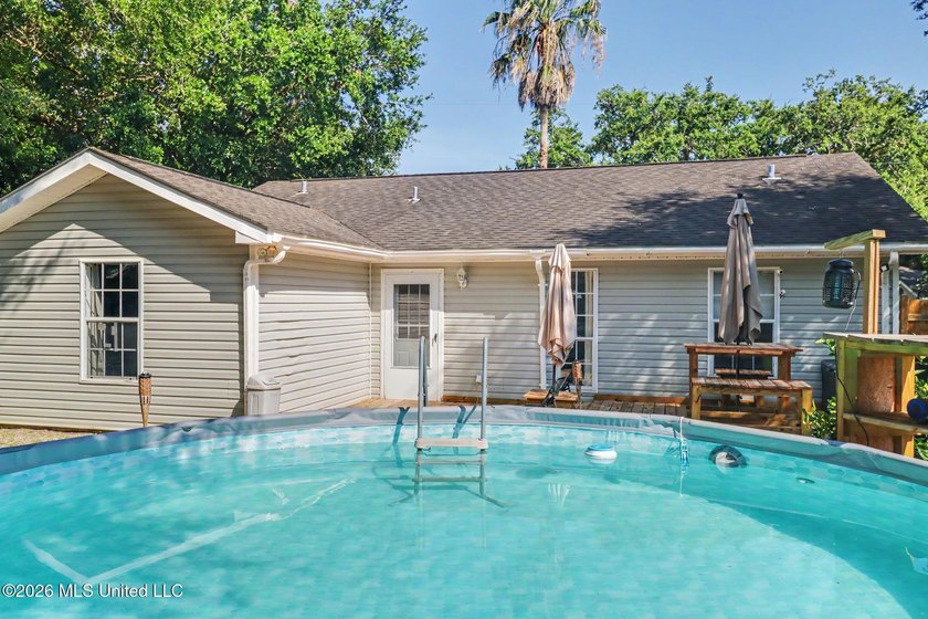 Pristine and move-in ready in the heart of Long Beach! Pride of - photo 17