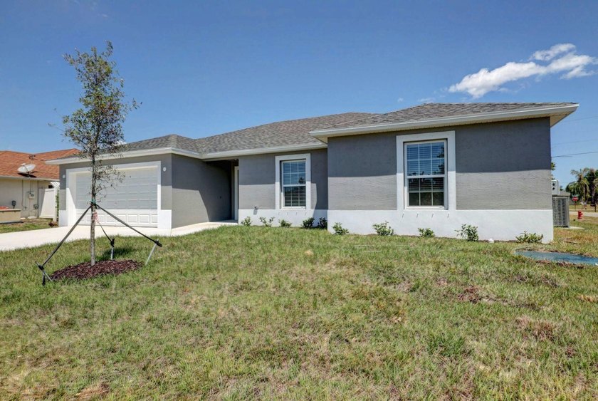 THE POPULAR BILTMORE MODEL BUILT BY AWARD WINNING SYNERGY HOMES - photo 3
